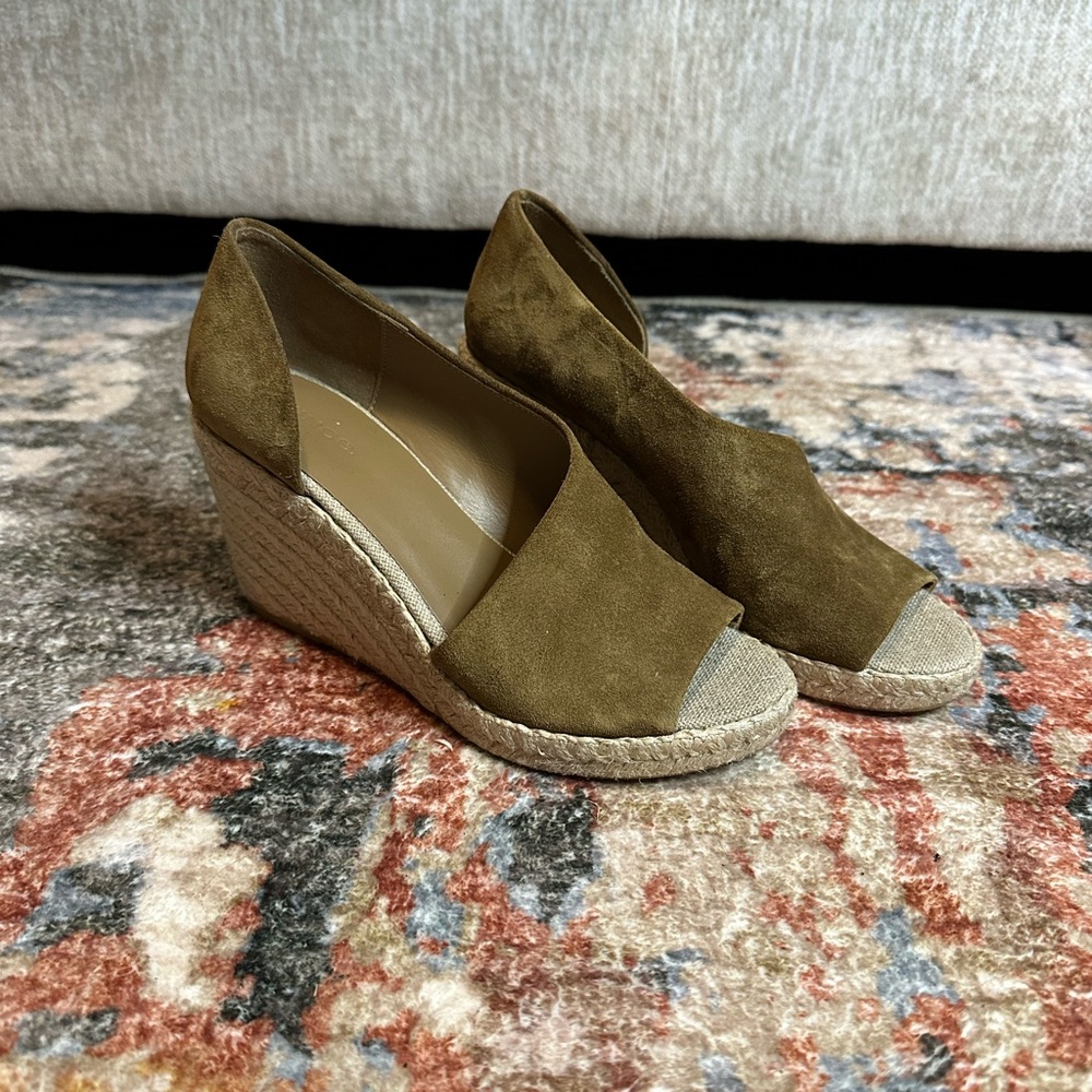 Vince Sonora Olive Suede Jute Wedge Peep Toe Dorsay Espadrilles